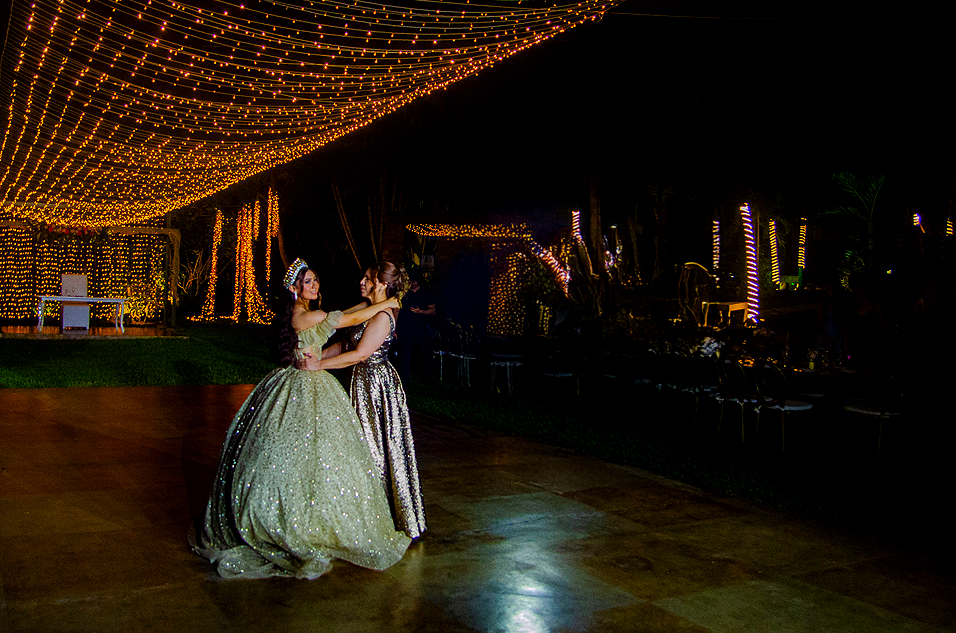 ana gaby 956x 633 portada copia